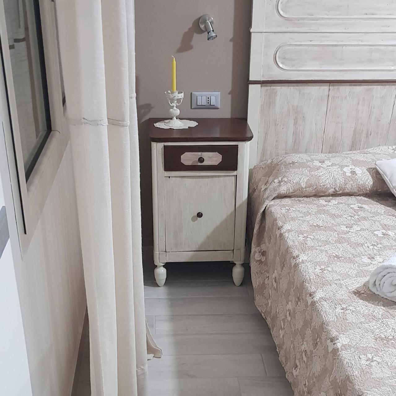 Quarantotto B&B Raffa Eksteriør bilde